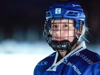 Lara Stalder - Powerplay fuers Fraueneishockey