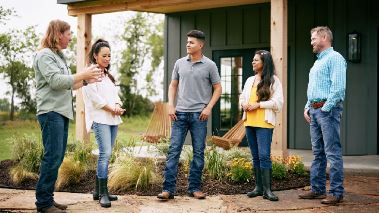 Fixer Upper: Welcome Home