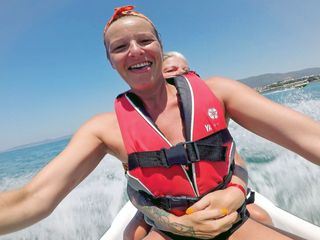 Hartz und herzlich - Tag fuer Tag Benz-Baracken