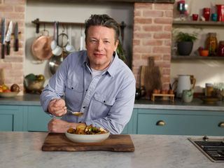 Jamie Oliver - So gut schmeckt gesund: Rezepte fuer ein neues Lebensgefuehl Jamie Oliver - So gut schmeckt gesund: Rezepte fuer ein neues Lebensgefuehl