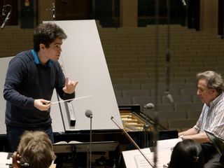 Shani und Buchbinder spielen Brahms