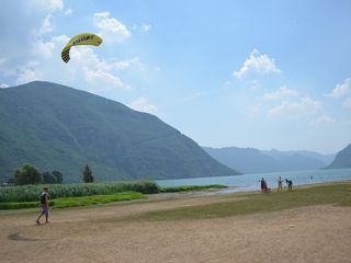 Die Jungs-WG: Sommer. Sonne. Elternfrei.