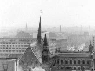 Nazi-Bauwerke: Utopie und Groessenwahn