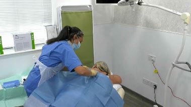 Hautnah - Dermatologen im Einsatz