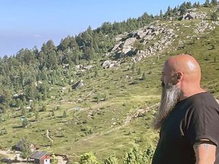 Kosovo: alte Kraeuter, neuer Geist