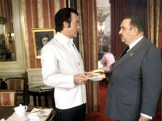 Hallo, Hotel Sacher...Portier!