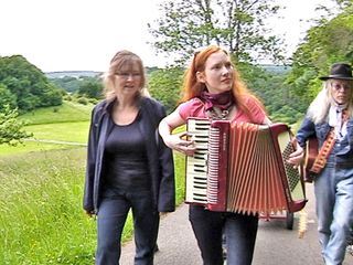 Kreuz und quer zu Fuss durch Hessen