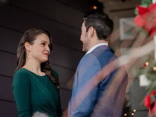 Eingeschneit zu Weihnachten Eingeschneit zu Weihnachten