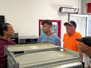 Hartz und herzlich - Tag fuer Tag Benz-Baracken