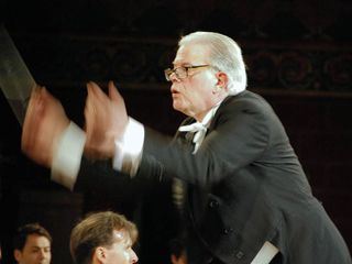 Enoch zu Guttenberg dirigert Joseph Haydn