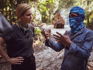 Schwarzmaerkte hautnah mit Mariana van Zeller