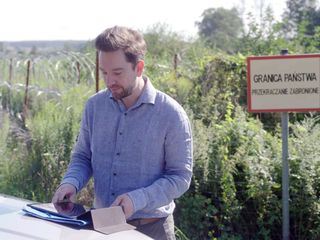 Lokalaugenschein Grenze. Der Preis fuer Sicherheit. Lokalaugenschein Grenze. Der Preis fuer Sicherheit.