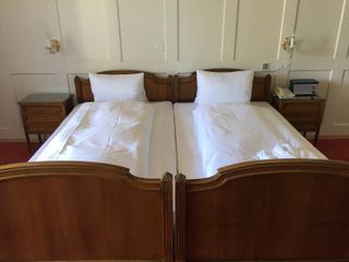 Schweizer Hotelgeschichten