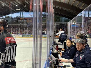 Saisonauftakt im Eisstadion Saisonauftakt im Eisstadion