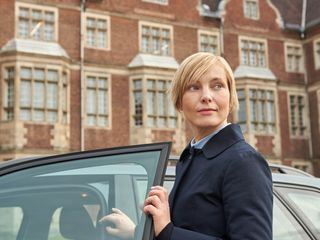 Tod im Internat: Schattenwelten