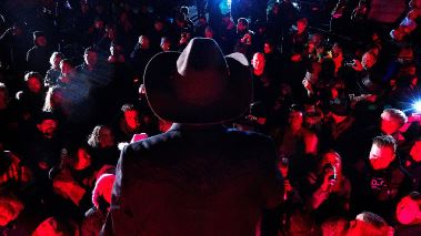 Cowboyen, kungen och fjaellet