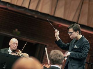 Tarmo Peltokoski und das Lettische Nationale Symphonieorchester