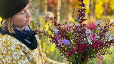 Med roetterna i snoen (samiska)