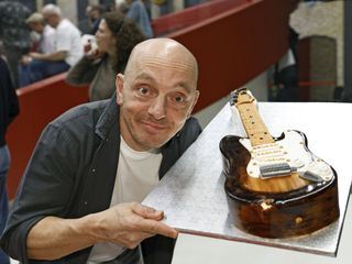 Wer weiss denn sowas?