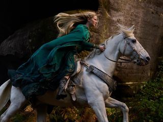 Der Herr der Ringe: Die Ringe der Macht: Elbenkoenige hoch im Licht Der Herr der Ringe: Die Ringe der Macht: Elbenkoenige hoch im Licht