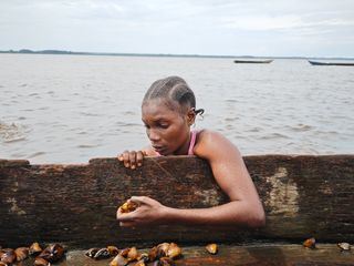 Die Muscheltaucherinnen vom Kongo-Delta