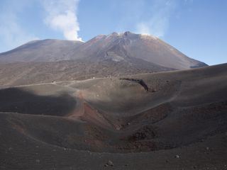 Ätna- Hoellenschlund im Mittelmeer