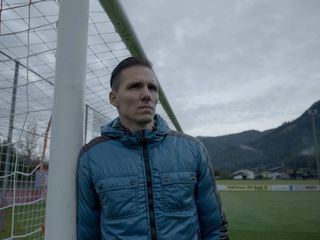 Spielverderber - Wie Wettbetrueger den Fussball manipulieren