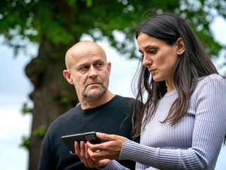 Jenseits der Spree Jenseits der Spree