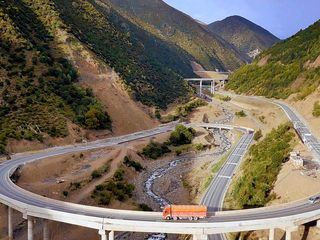 Hot roads - strade di fuoco