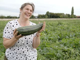 Unsere eigene Farm - Hier blueht uns was!