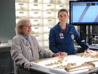 Bones - Die Knochenjaegerin