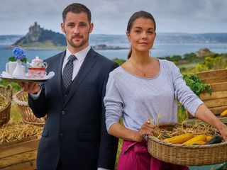 Rosamunde Pilcher: Verliebt in einen Butler Rosamunde Pilcher: Verliebt in einen Butler