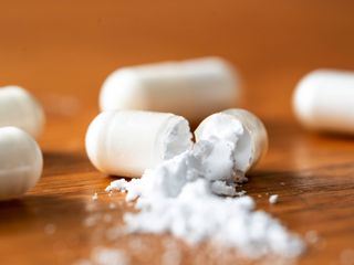 Pumpen, Pulver, Profit: Milliardengeschaeft mit Supplements