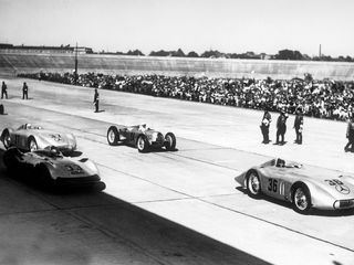 AVUS - Rennstrecke und Legende