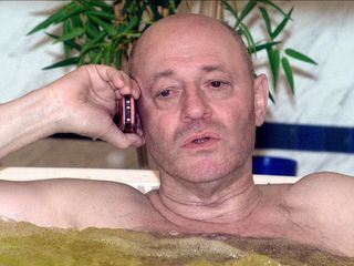 In aller Freundschaft