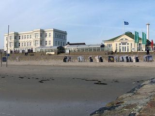 Strandleben - Die Geschichte der deutschen Seebaeder
