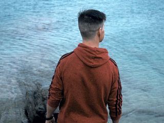 Junger Dokmentarfilm: Moria Six