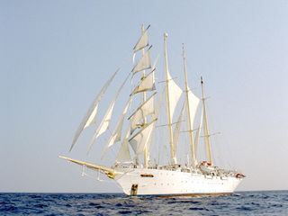 Unter weissen Segeln