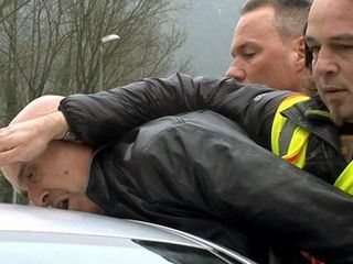 Schneller als die Polizei erlaubt Schneller als die Polizei erlaubt