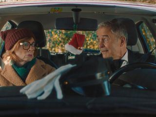 Single Bells - Only Losers for Annie?