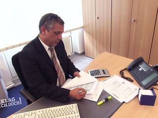 Verklag mich doch! Verklag mich doch!