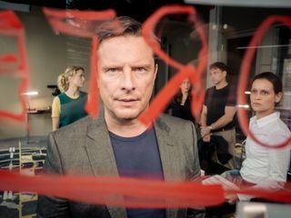 Duenentod - Ein Nordsee-Krimi: Falsches Spiel