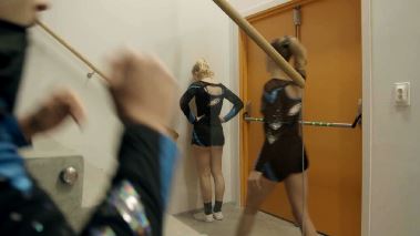 Full out cheer