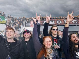 Metal Kreuzfahrt - Headbangen auf hoher See
