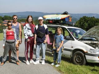 Zimmer mit Stall - Die Waschbaeren sind los Zimmer mit Stall - Die Waschbaeren sind los