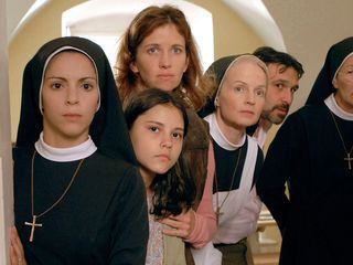 Un ciclone in convento