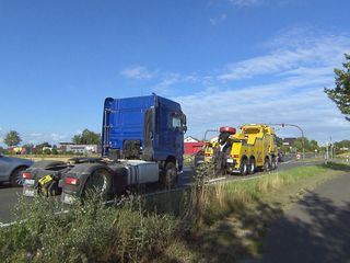 Die Abschleppbrueder vom Autobahnkreuz