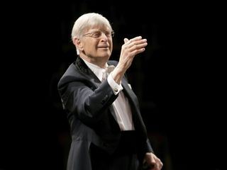 Herbert Blomstedt dirigiert Werke von Mozart und Voríšek