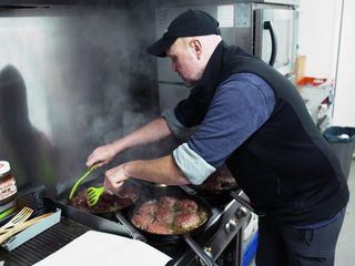 Deftige Kost und deftige Sprueche