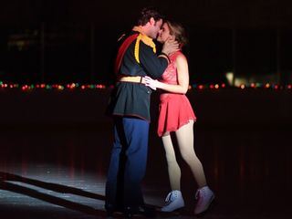 A Royal Christmas on Ice - Auf Schlittschuhen ins Weihnachtsglueck